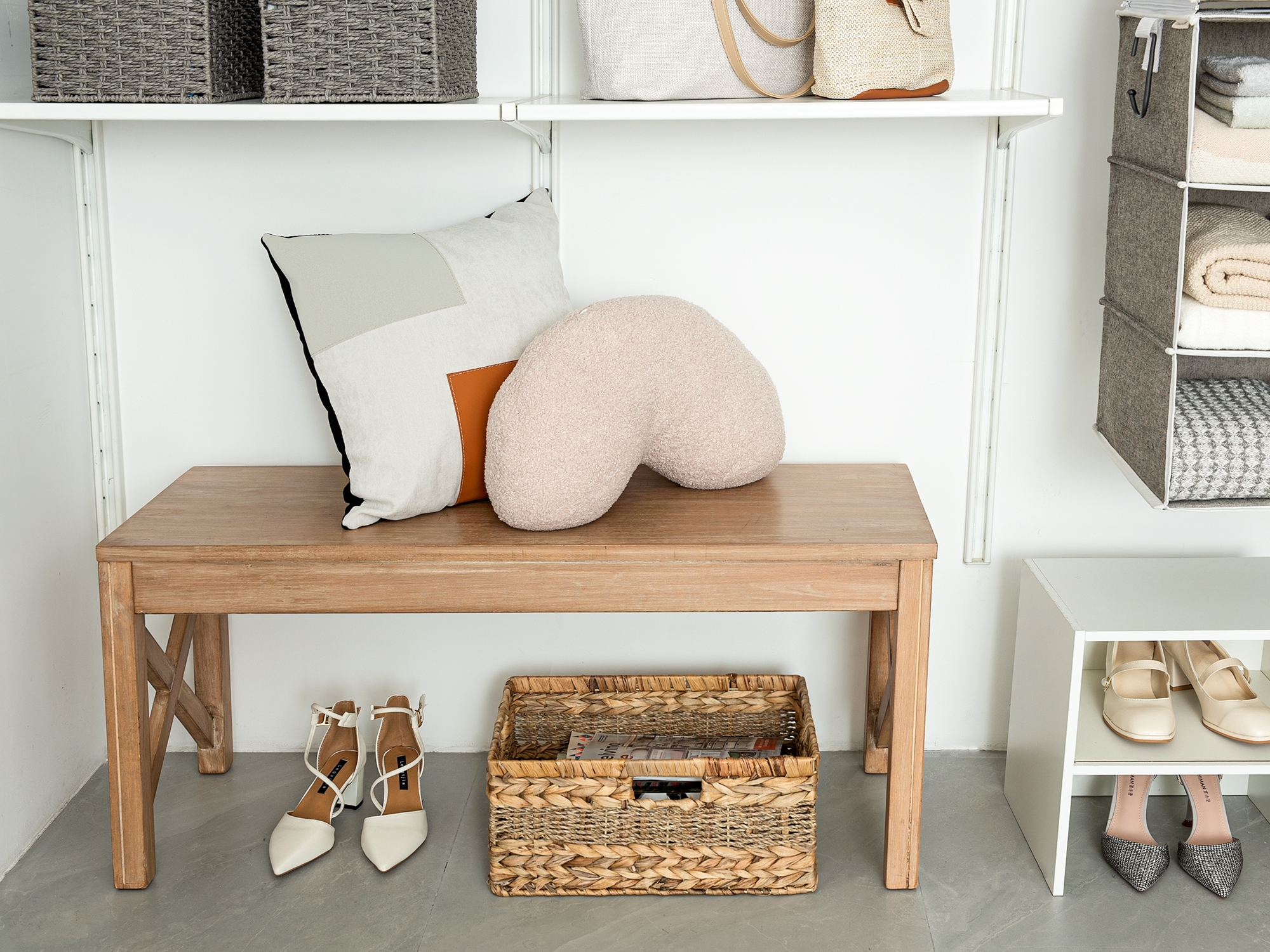 Large Rectangular Wicker Basket with Built-in Handles, 1 Pack