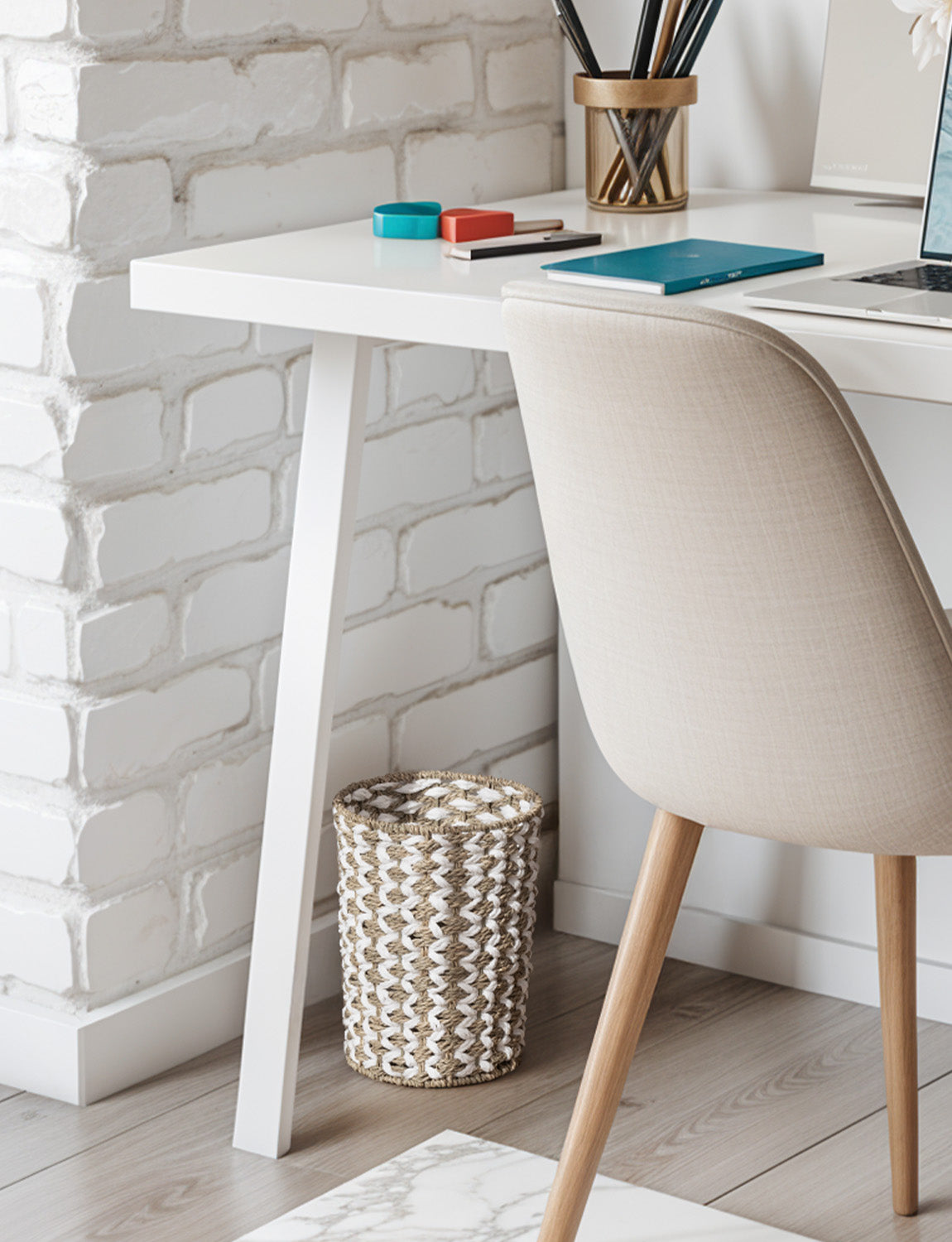 Wicker Garbage Can for Bedroom, Bathroom